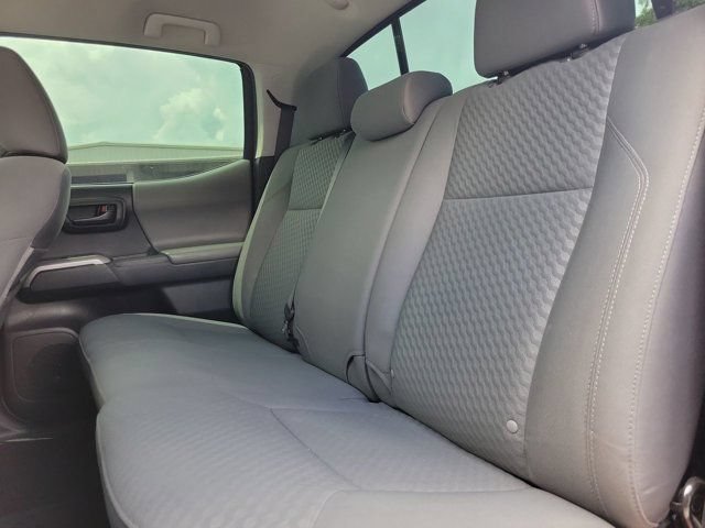 Used 2022 Toyota Tacoma SR5 w/ Technology Package RWD image 20