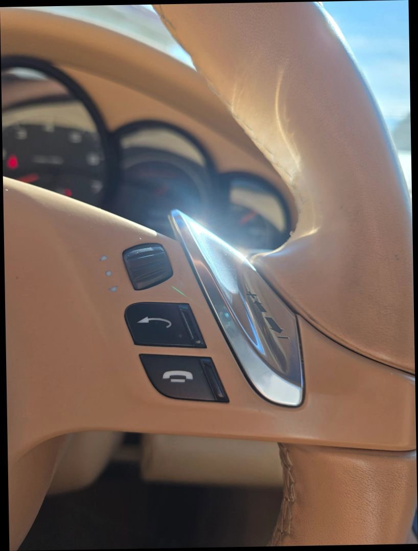 Used 2011 Porsche Panamera image 21