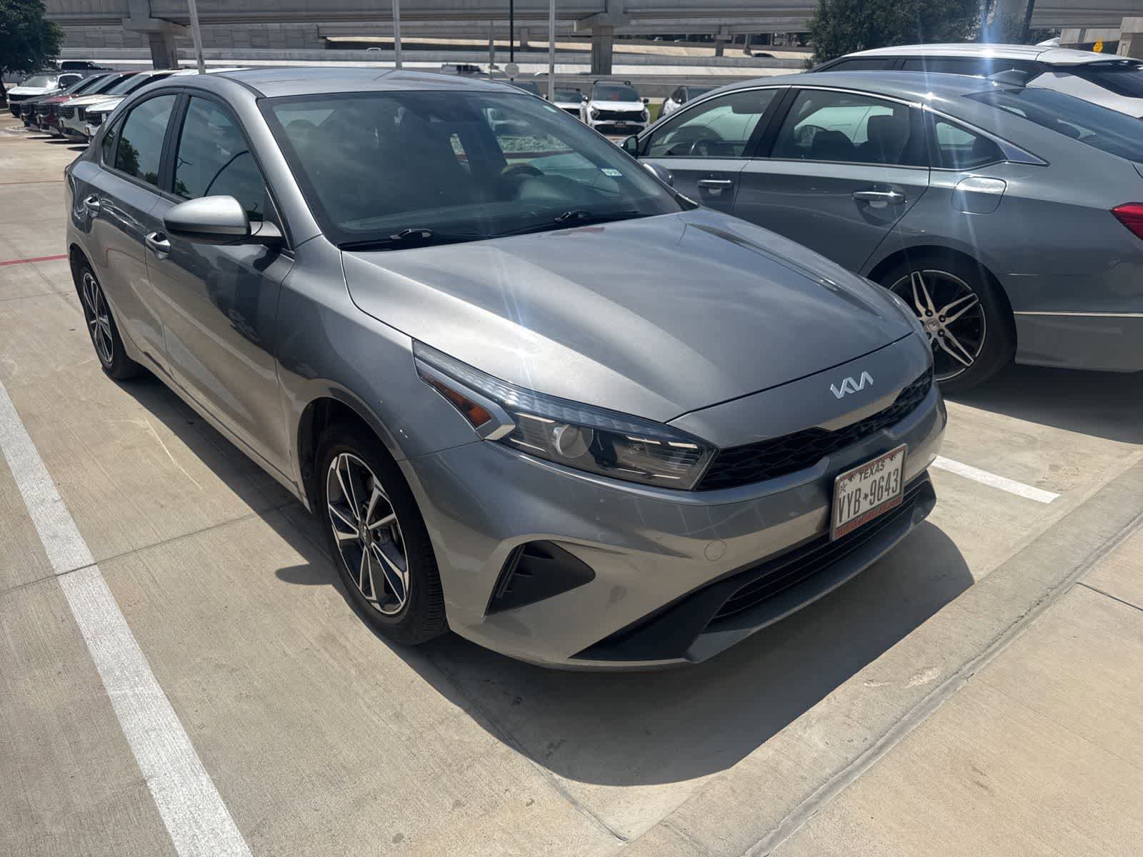 Used 2022 Kia Forte LXS FWD image 10