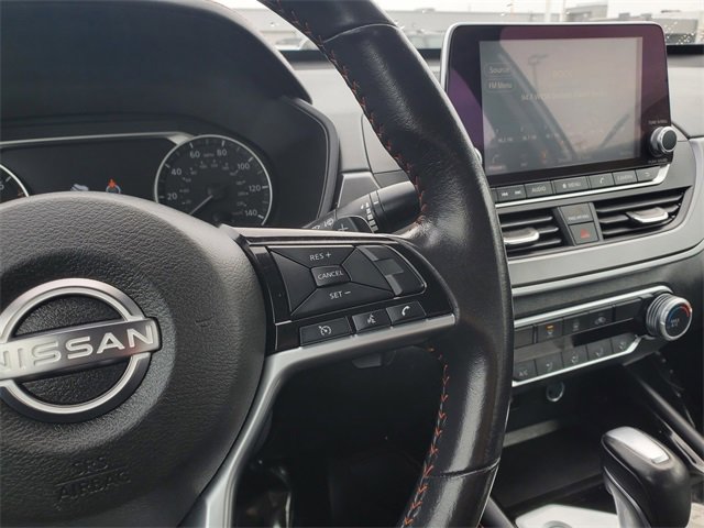 Used 2024 Nissan Altima 2.5 SR image 13