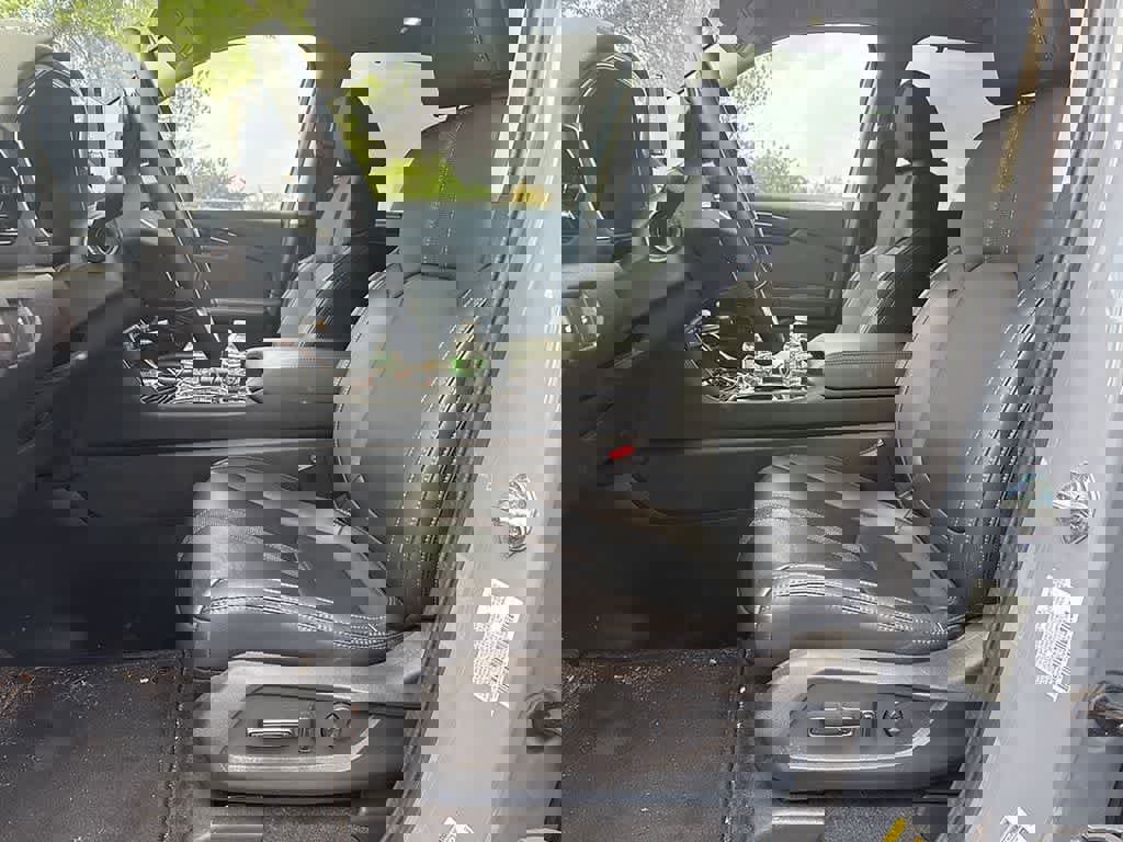 Used 2023 Honda Pilot Touring image 10