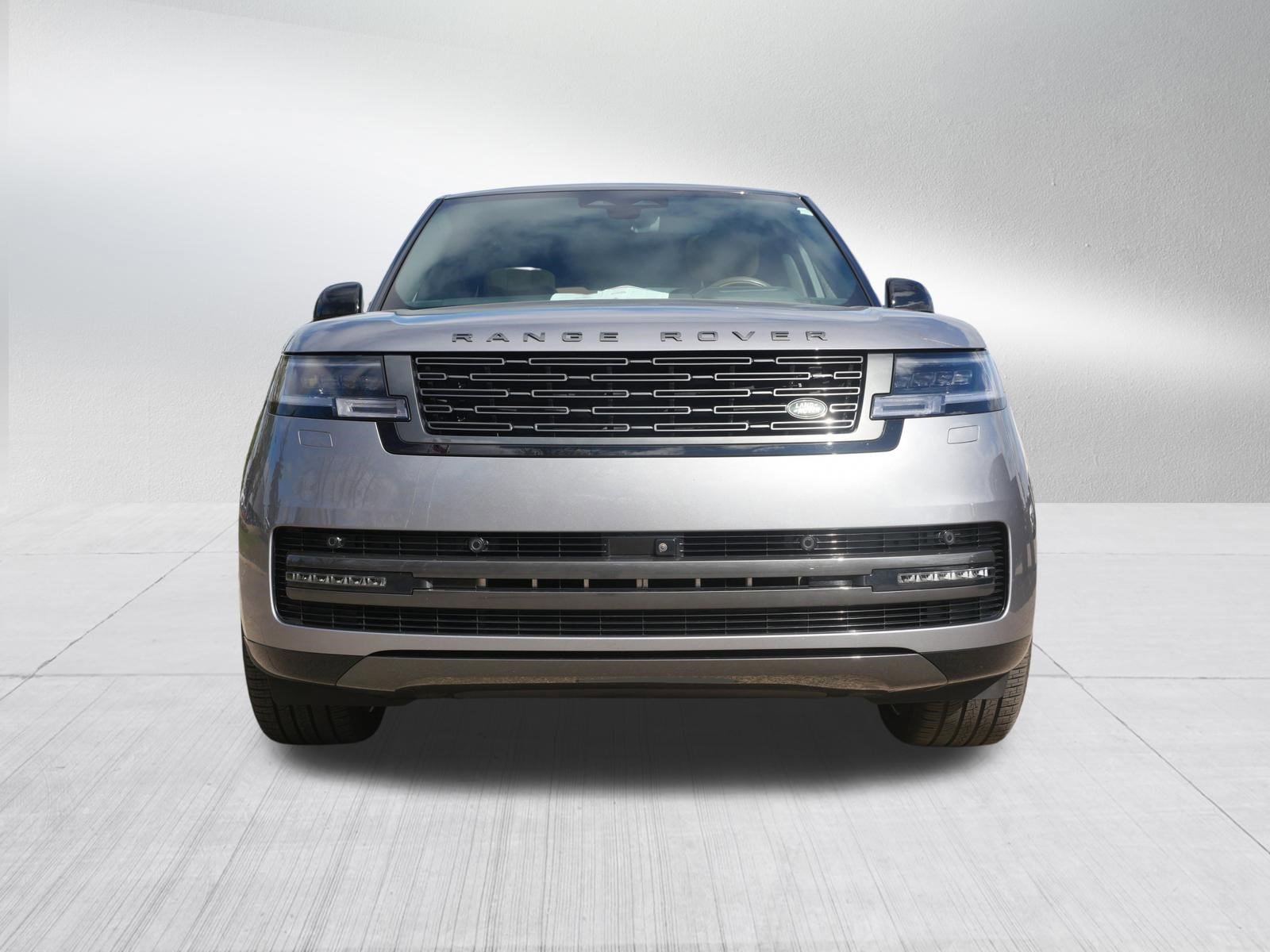 Certified 2025 Land Rover Range Rover Autobiography image 8