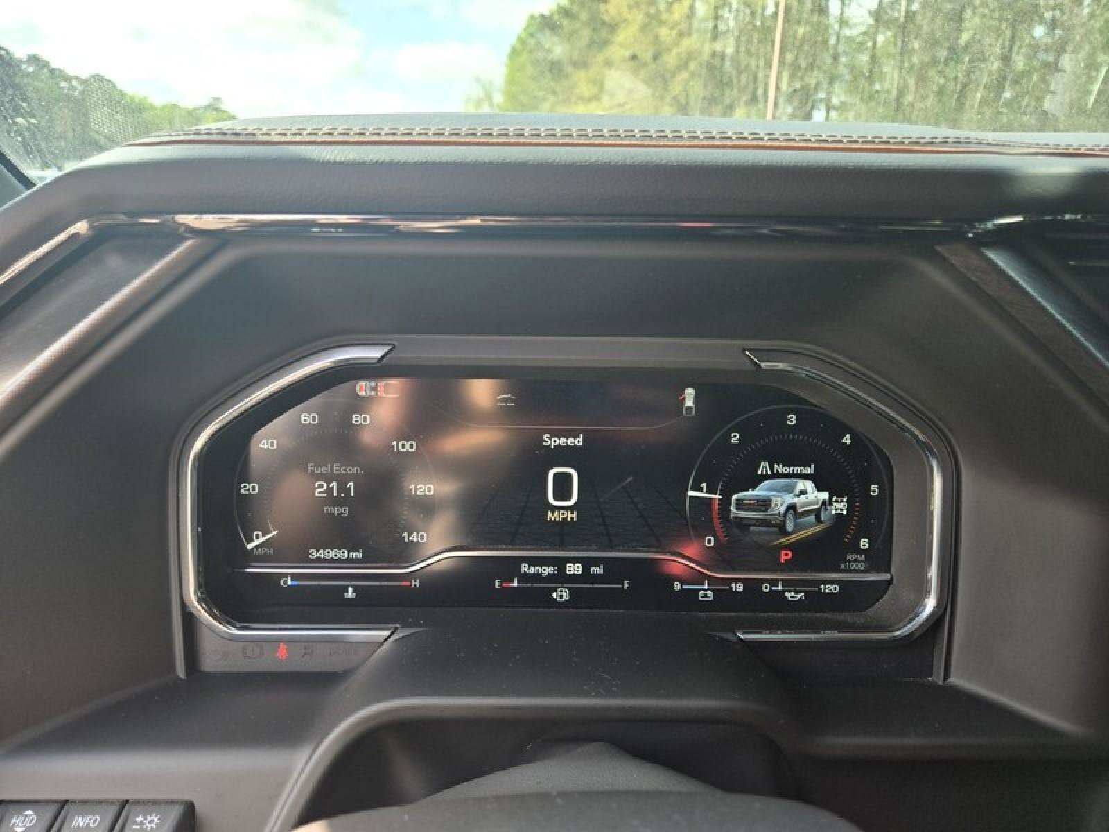 Used 2024 GMC Sierra 1500 AT4 w/ Technology Package AWD/4WD image 11