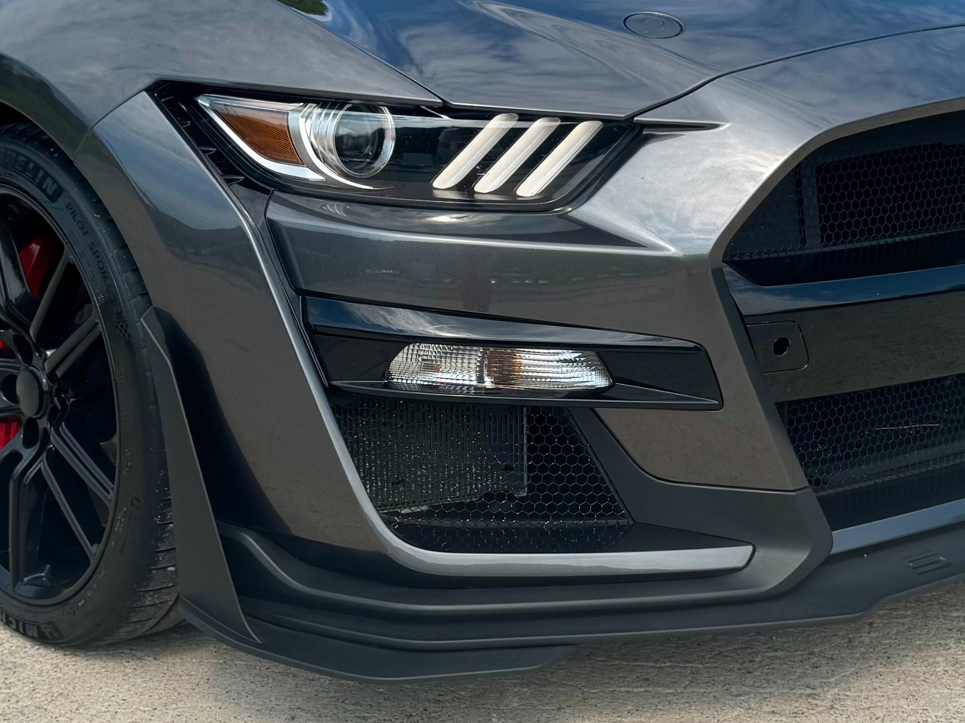 Used 2020 Ford Mustang Shelby GT500 w/ Technology Package image 69