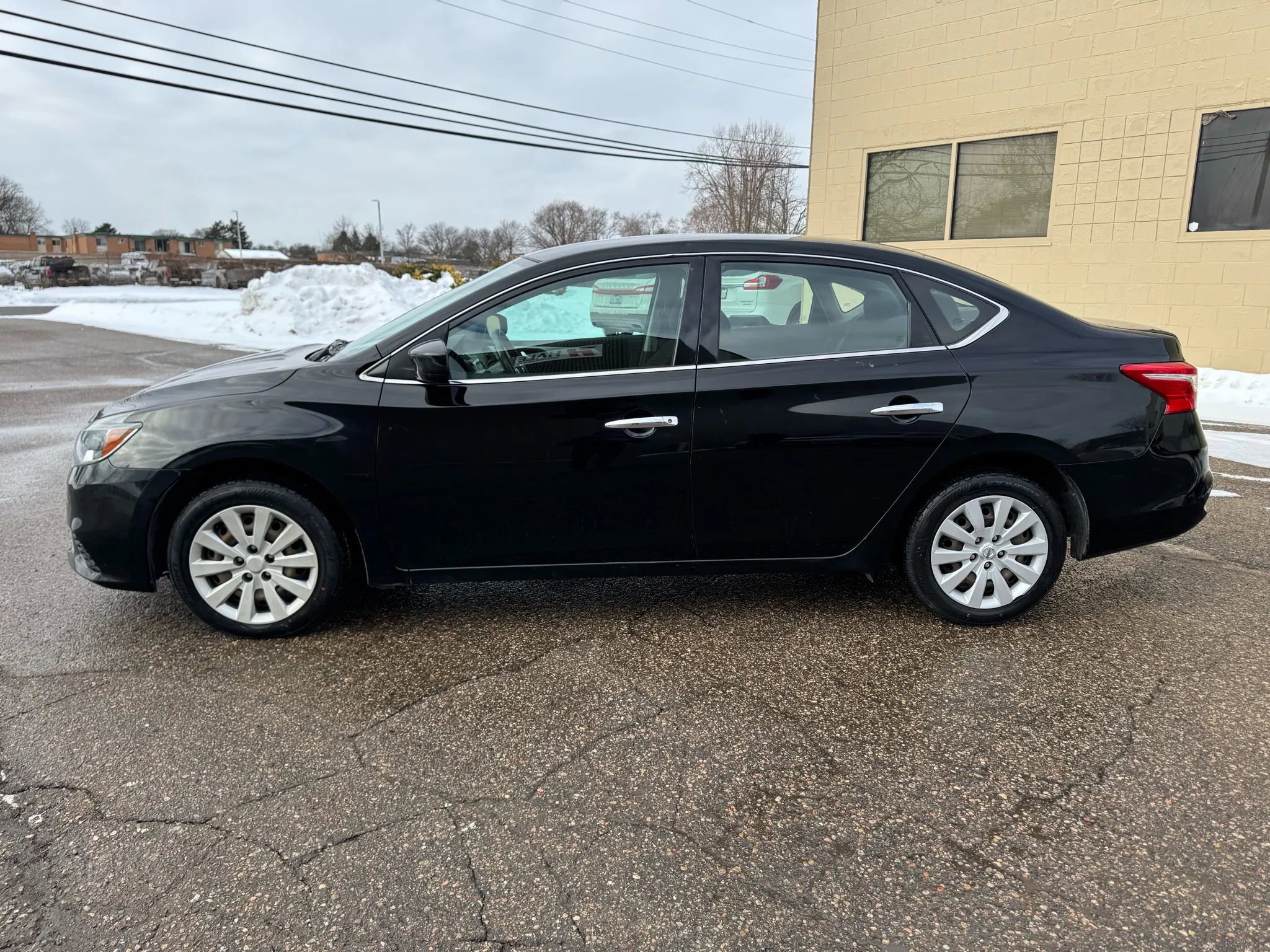 Used 2019 Nissan Sentra S image 37