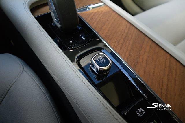 Used 2022 Volvo XC90 T8 Inscription Expression image 34