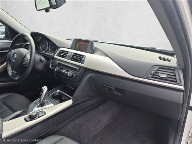 Used 2015 BMW 320i Sedan RWD image 18