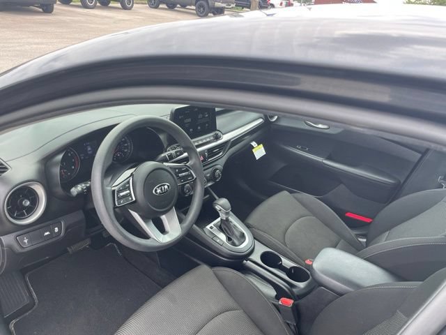 Used 2021 Kia Forte LXS FWD image 22