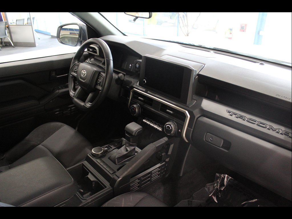 Used 2024 Toyota Tacoma SR AWD/4WD image 23