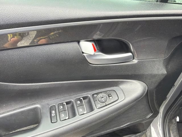 Used 2022 Hyundai Santa Fe SEL FWD image 5