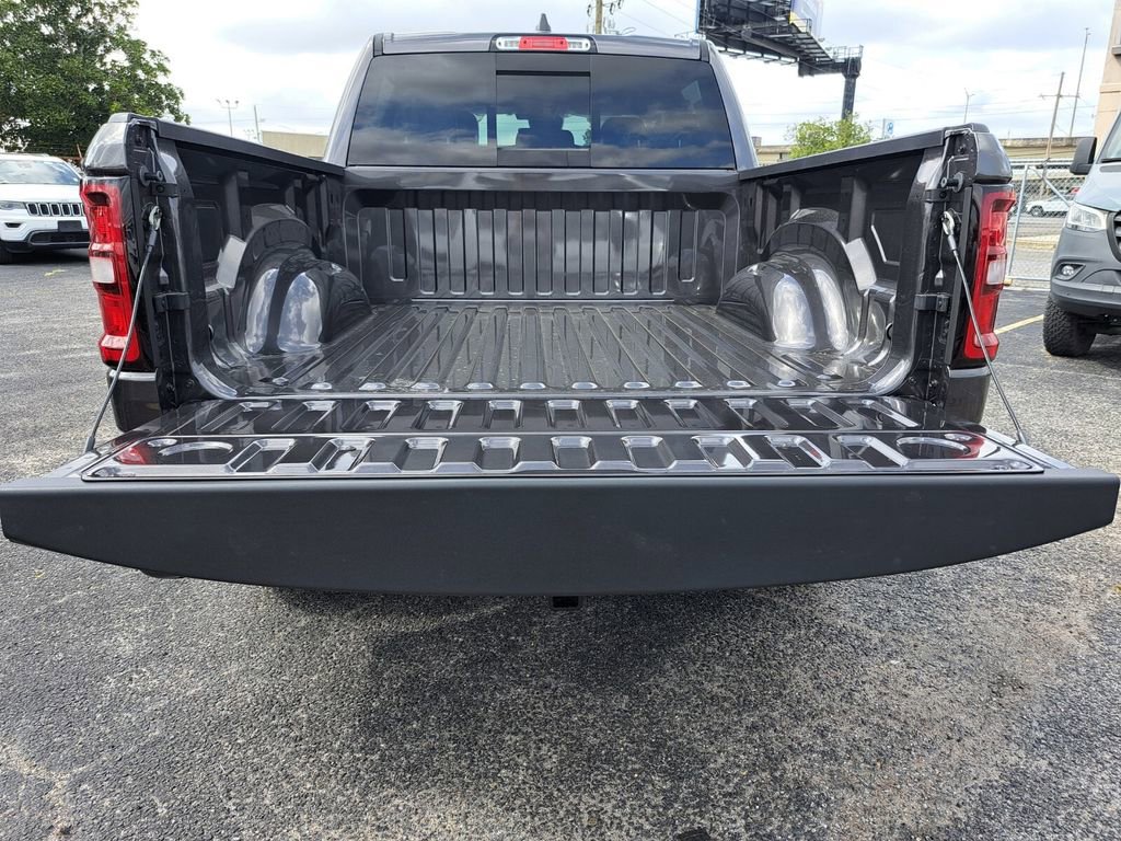 New 2026 RAM 1500 Express RWD image 22