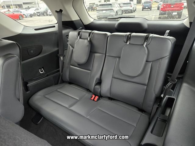 New 2025 Ford Explorer Active w/ Active Comfort Package image 7