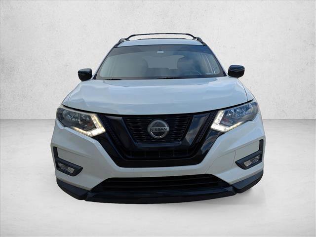 Used 2018 Nissan Rogue SV image 2
