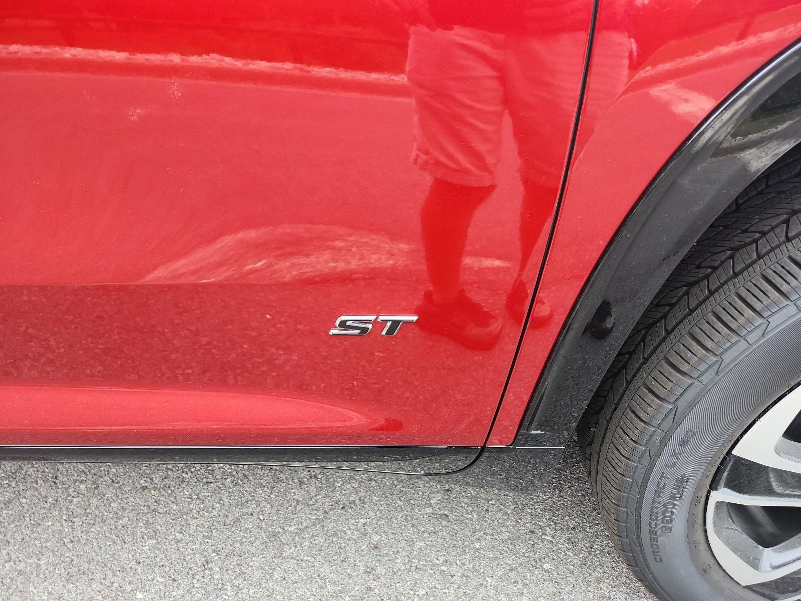 New 2026 Buick Enclave Sport Touring w/ Power Package image 9