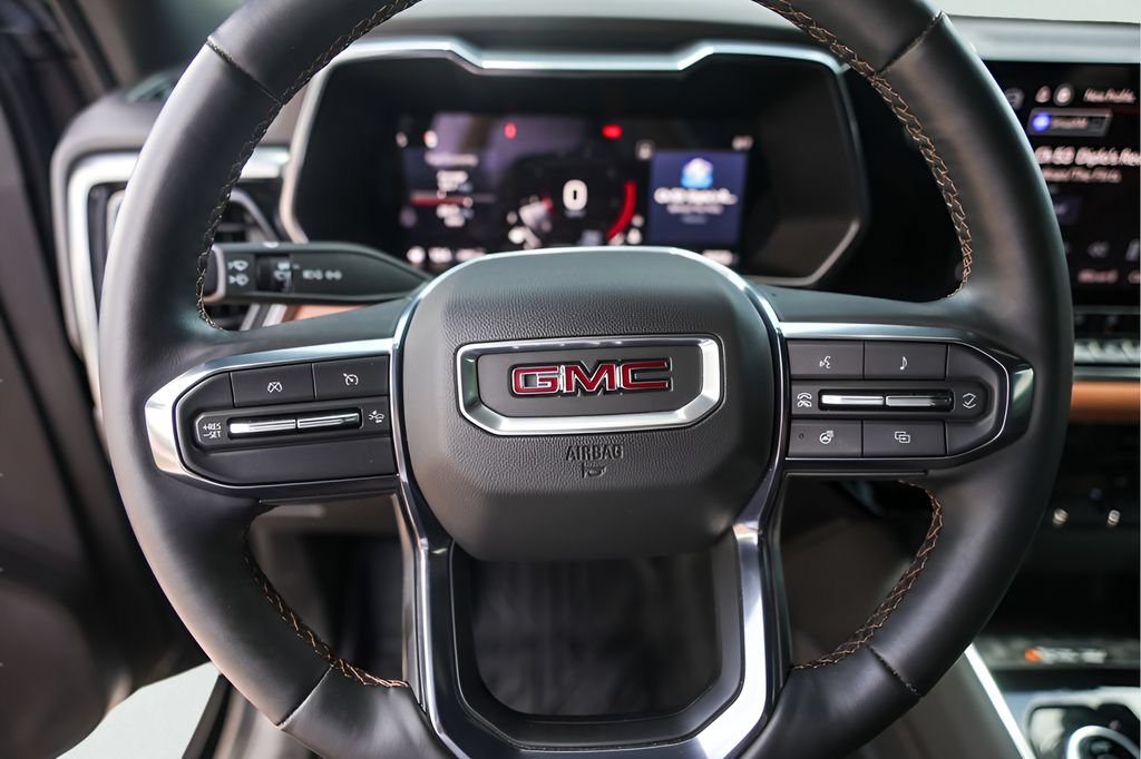 Used 2024 GMC Canyon AT4 w/ AT4 Premium Package AWD/4WD image 15