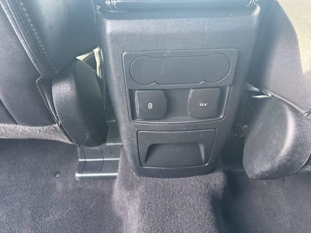 Used 2024 Ford Explorer XLT w/ Equipment Group 202A image 29