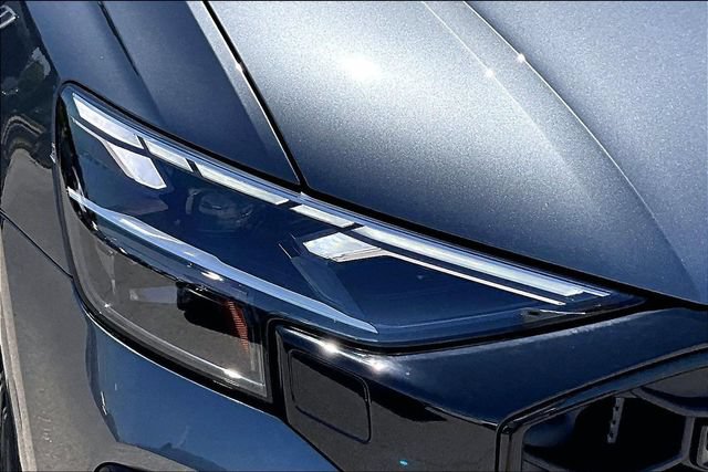 New 2026 Audi SQ8 Premium Plus AWD/4WD image 31