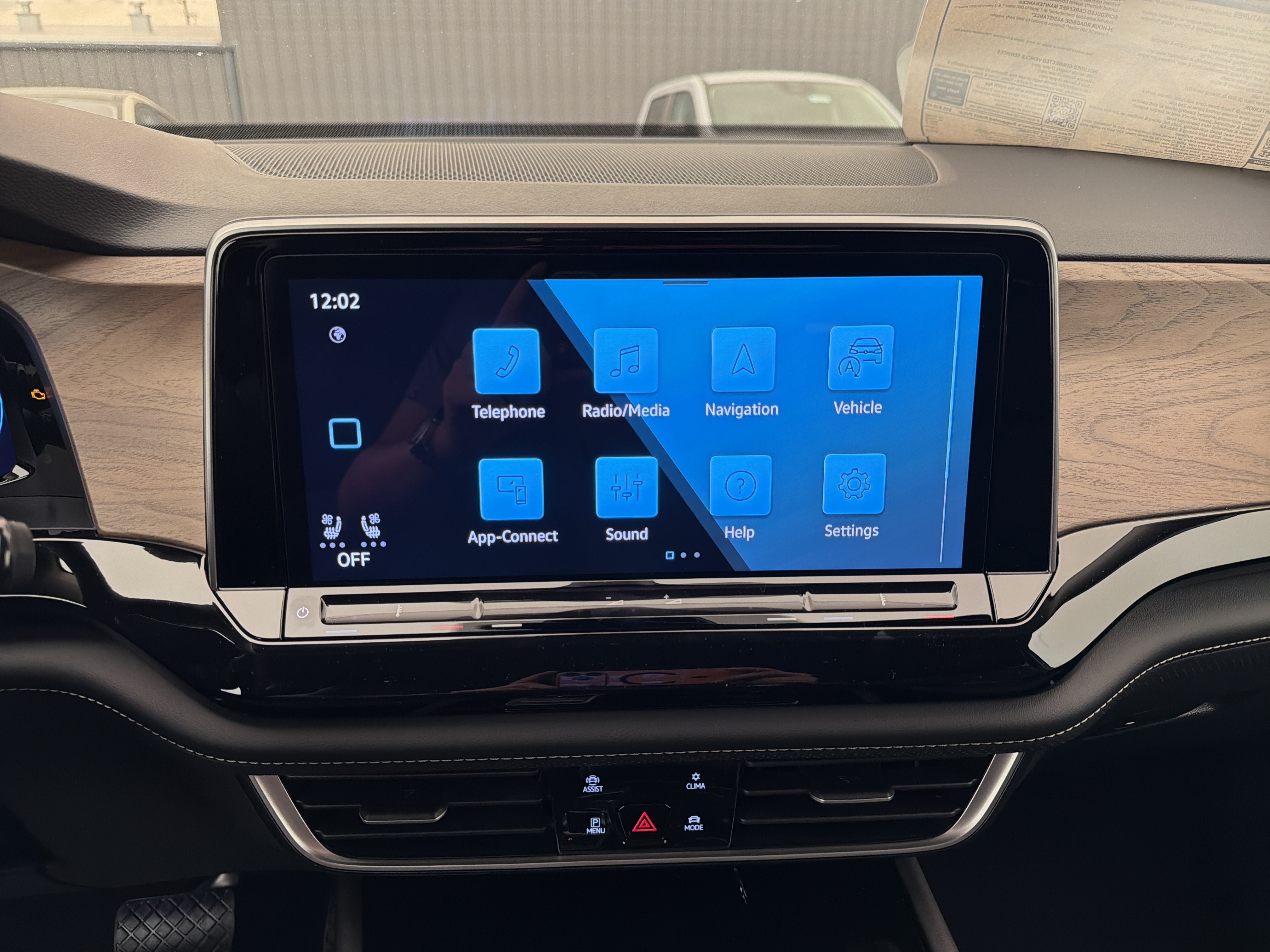New 2026 Volkswagen Atlas SE AWD/4WD image 17