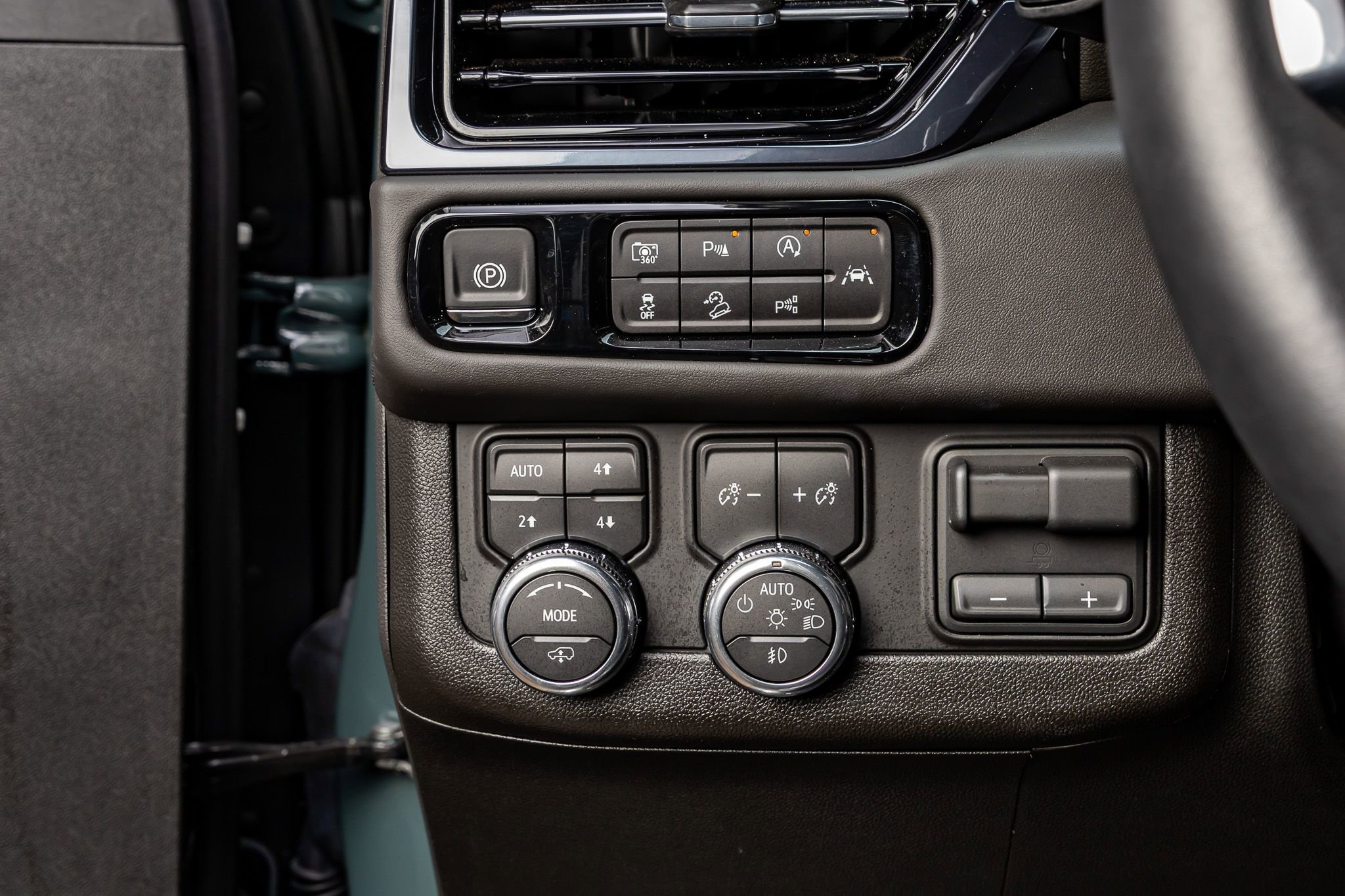 Used 2026 GMC Yukon AT4 Ultimate image 22