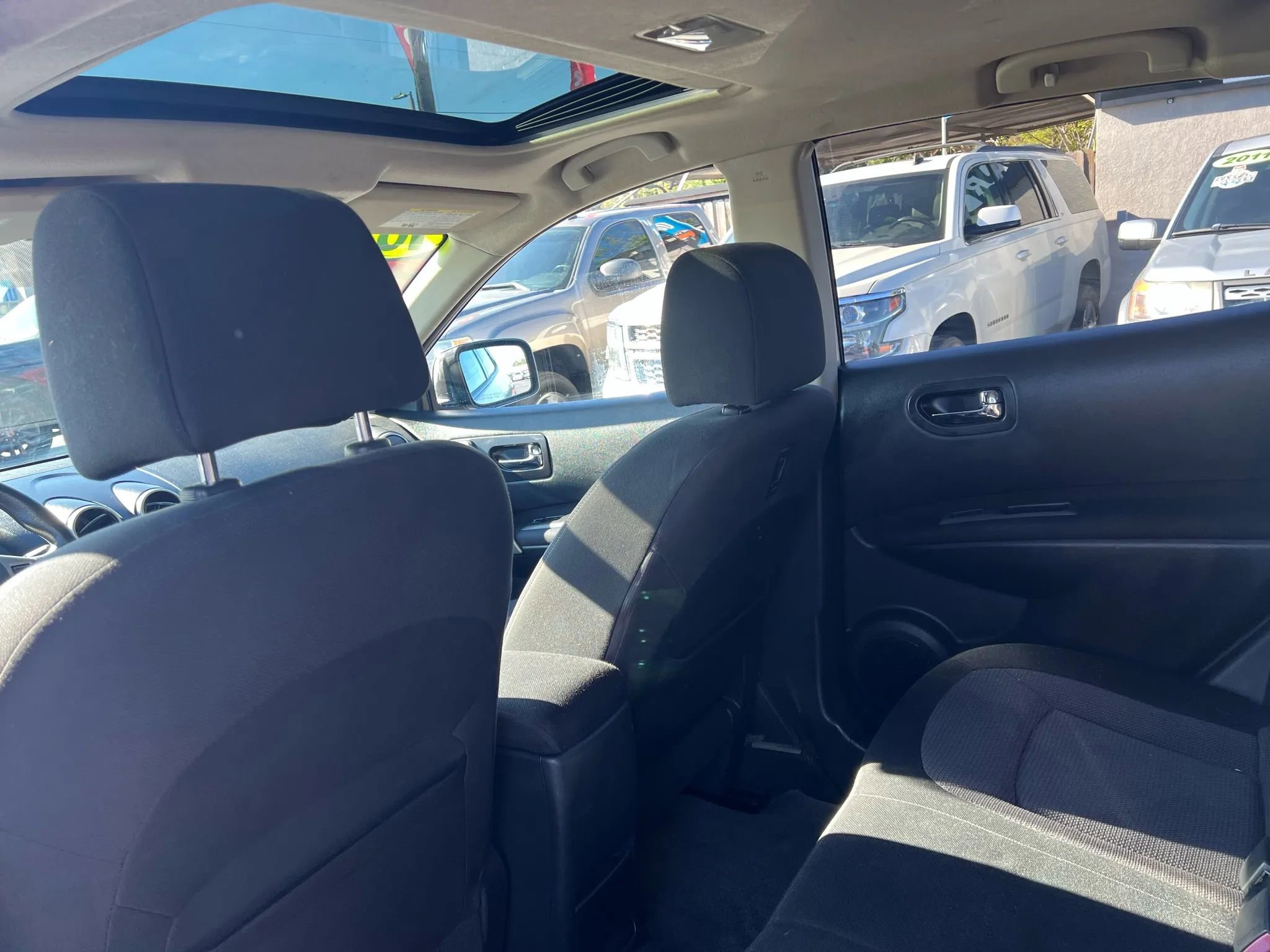 Used 2010 Nissan Rogue SL w/ Moonroof Pkg image 10