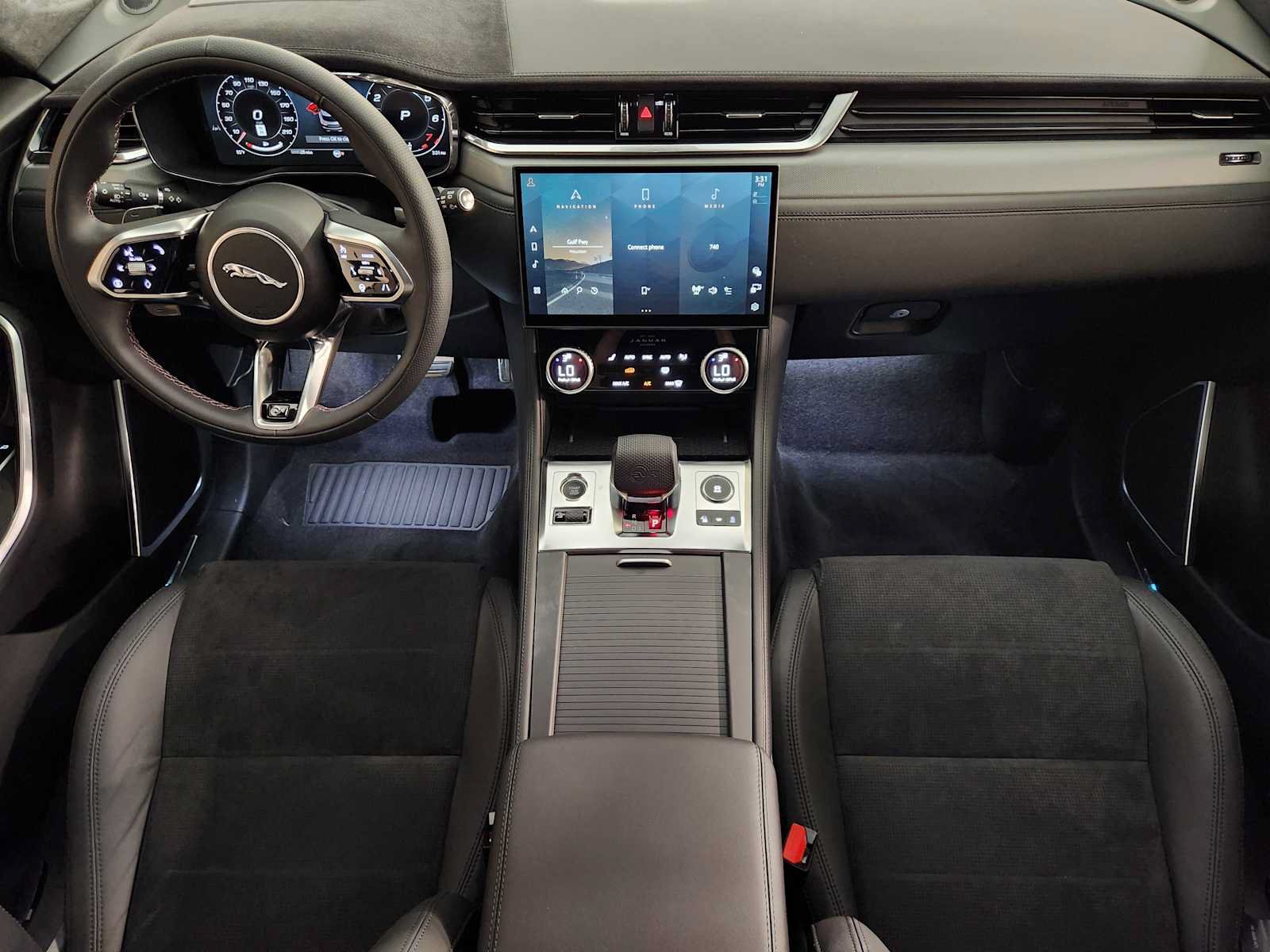 New 2026 Jaguar F-PACE SVR 575 Edition AWD/4WD image 4