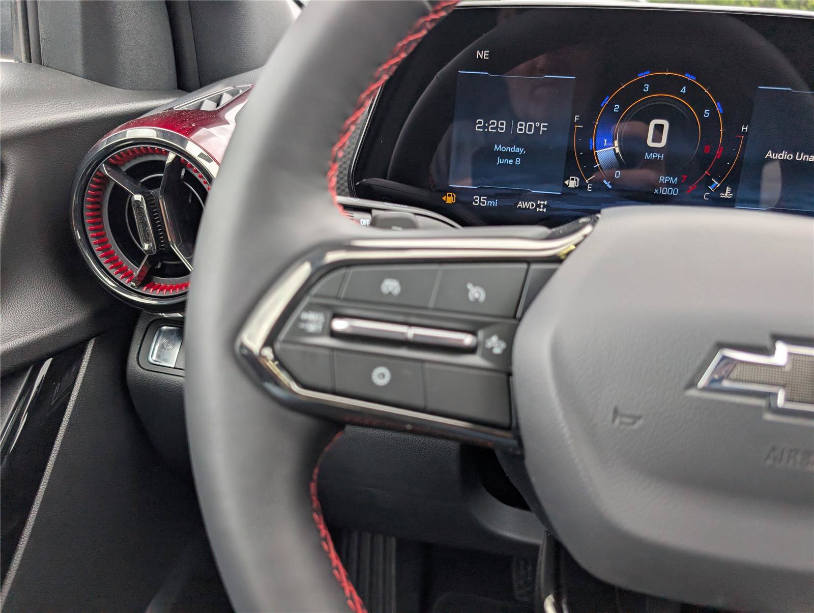 New 2026 Chevrolet Equinox RS w/ Convenience Package III AWD/4WD image 19