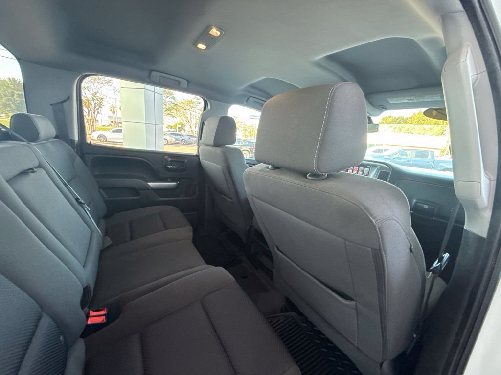 Used 2017 Chevrolet Silverado 1500 LT AWD/4WD image 37