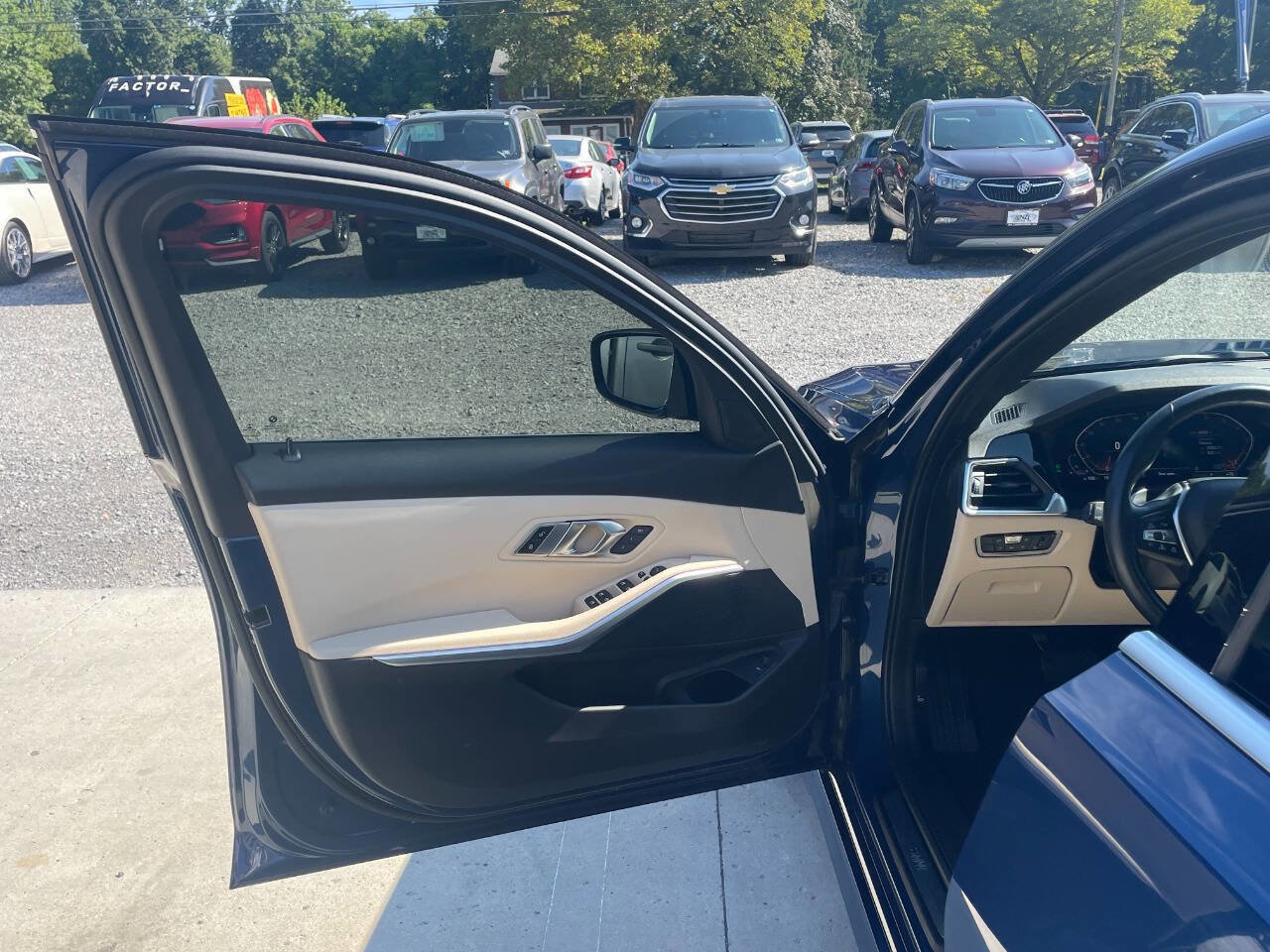 Used 2021 BMW 330i xDrive Sedan image 23