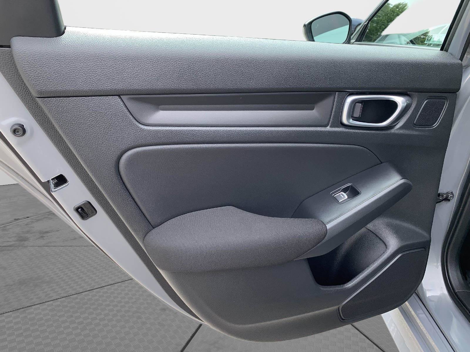 Certified 2025 Honda Civic FWD Hybrid Sedan image 38