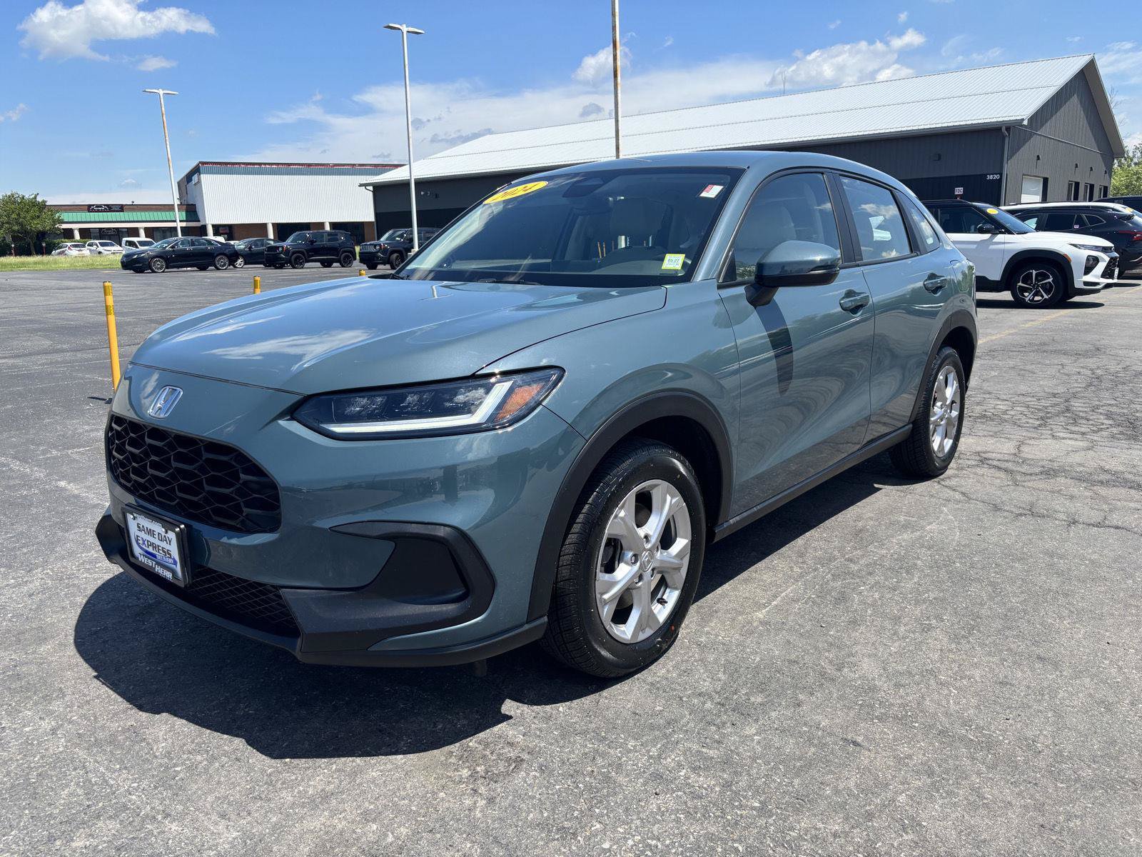 Used 2024 Honda HR-V LX image 3