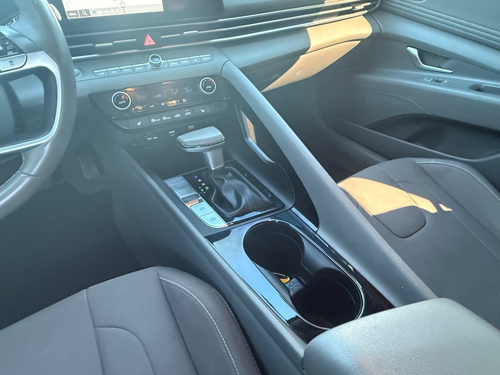 Used 2023 Hyundai Elantra SEL w/ Convenience Package image 33