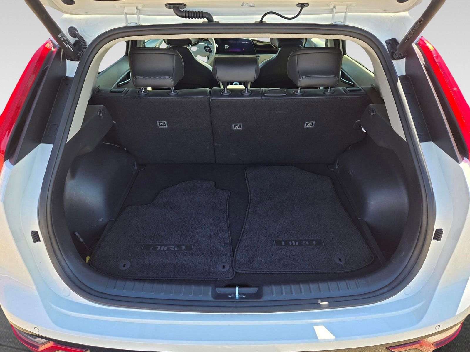 Used 2023 Kia Niro Wave image 6
