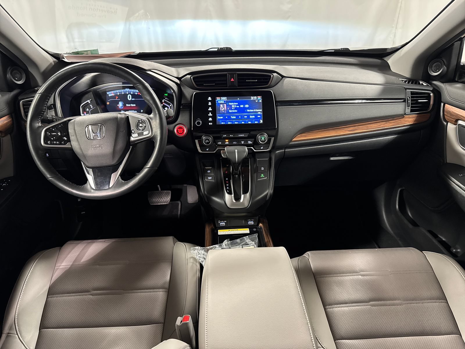 Used 2020 Honda CR-V Touring image 4