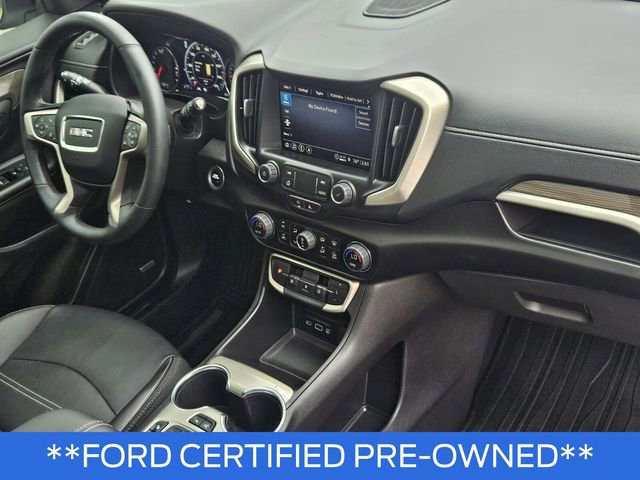 Used 2024 GMC Terrain Denali w/ Denali Premium Package image 8