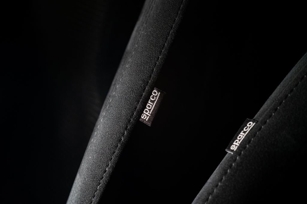 Used 2019 Ford GT RWD image 46