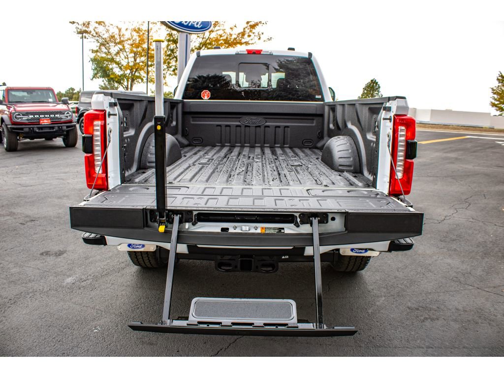 New 2026 Ford F350 Lariat image 15