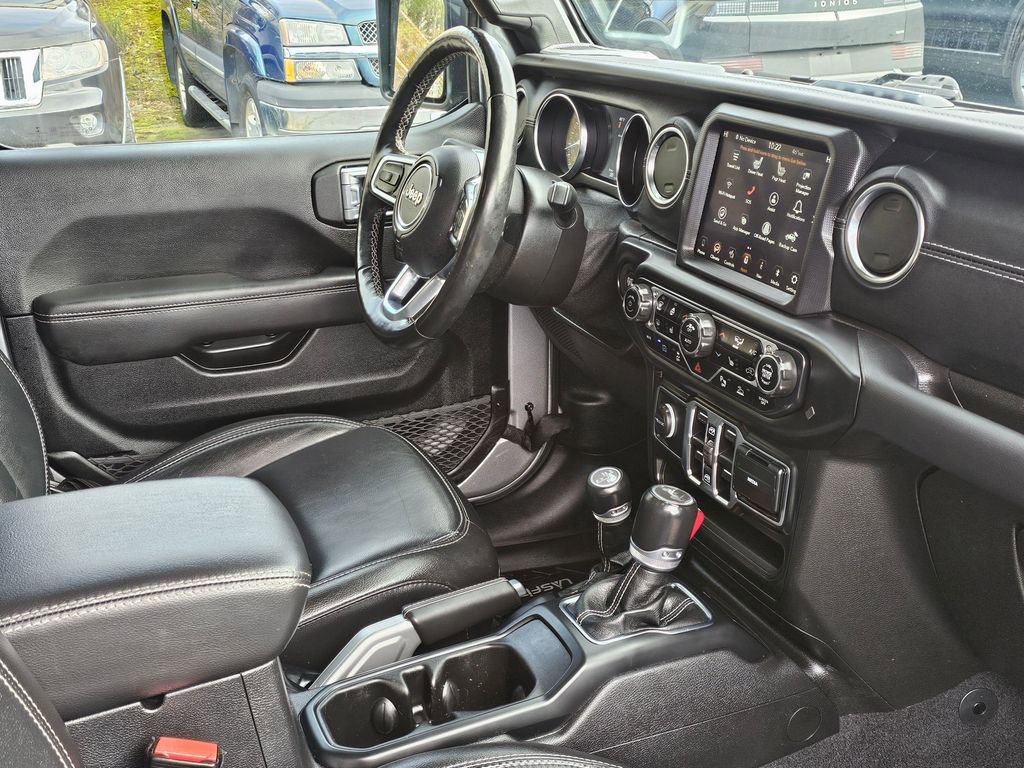 Used 2021 Jeep Wrangler Unlimited Sahara w/ Cold Weather Group image 11