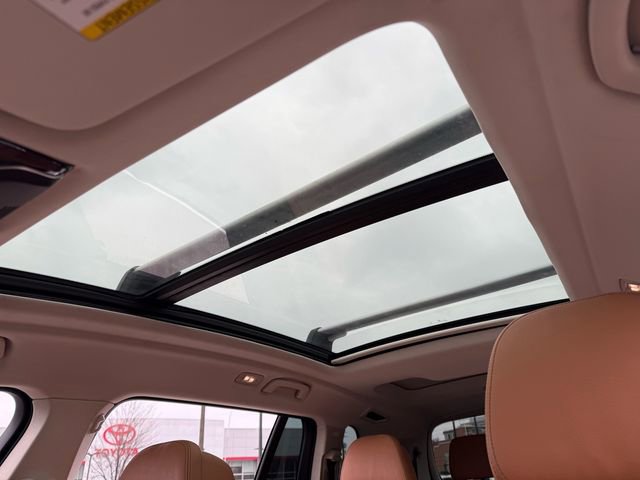 Used 2020 BMW X7 xDrive40i w/ Cold Weather Package image 9