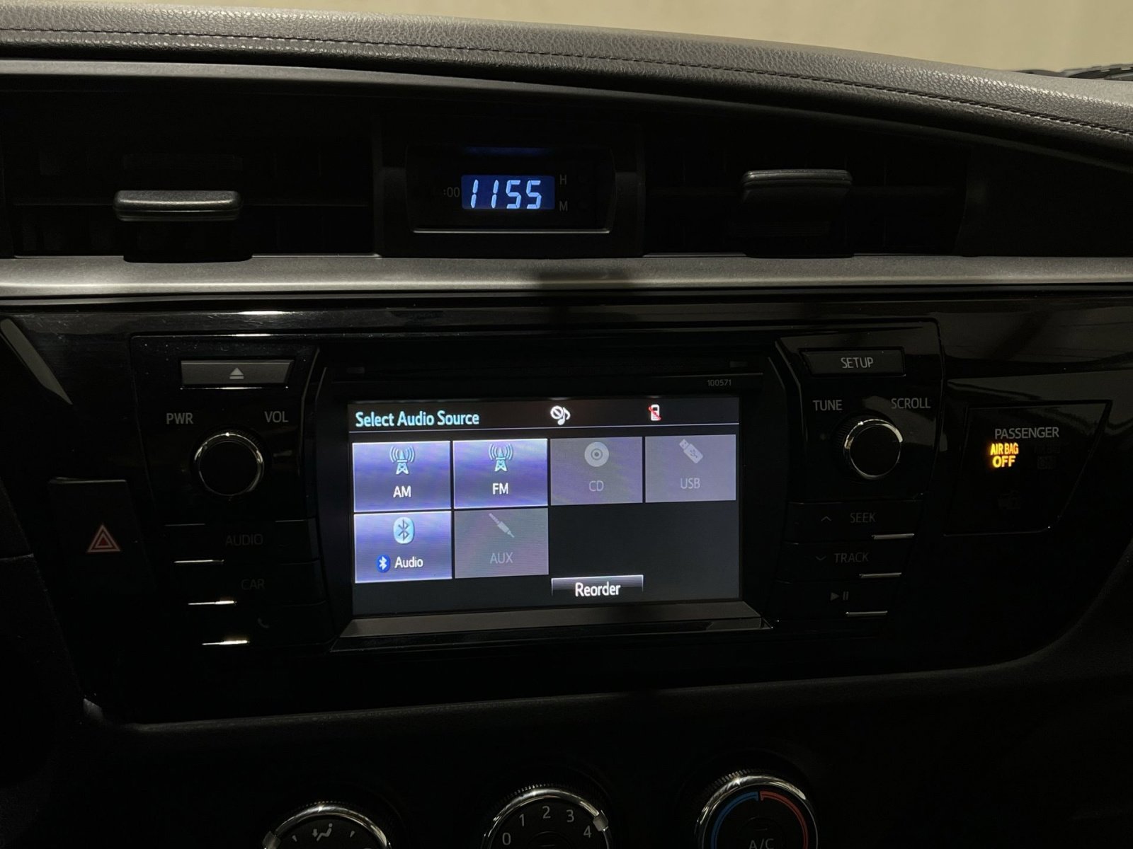 Used 2016 Toyota Corolla L FWD image 23
