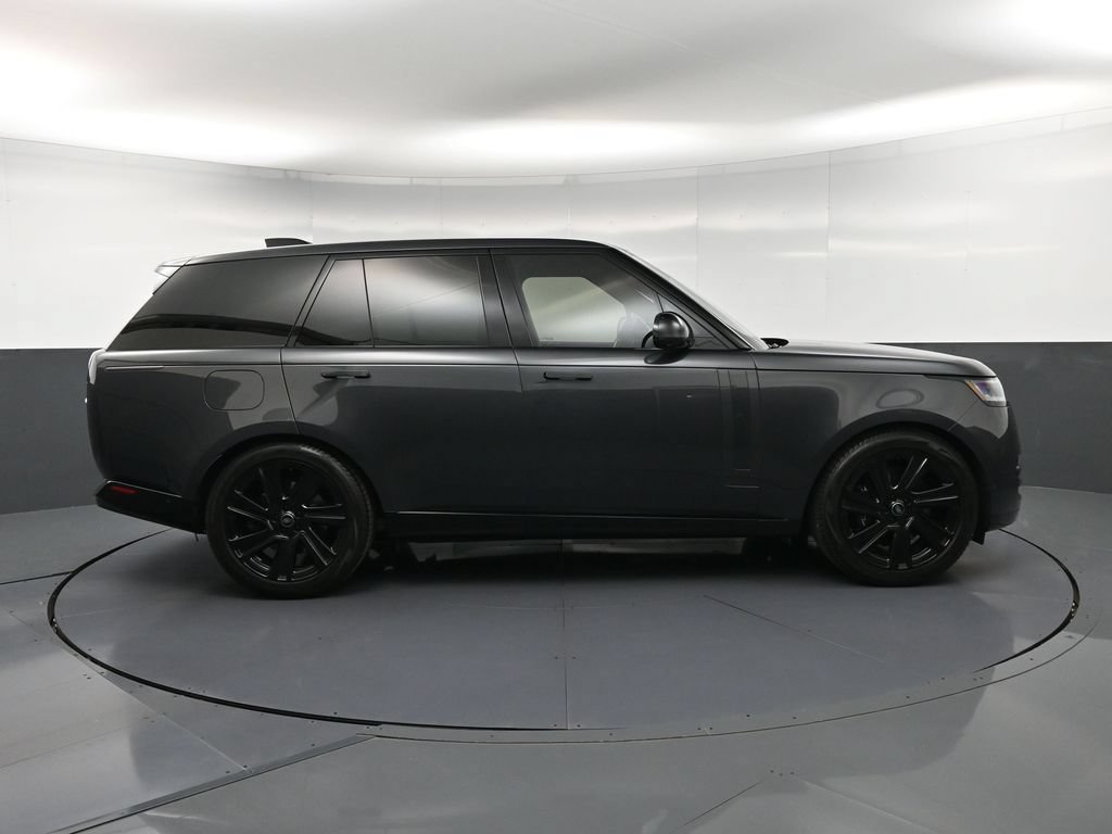 Used 2023 Land Rover Range Rover SE AWD/4WD image 9