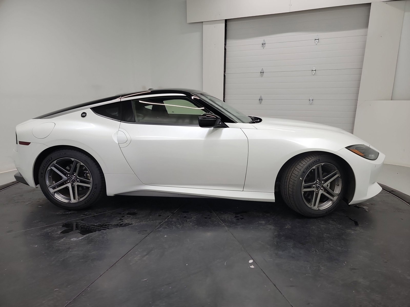 Used 2024 Nissan Z Sport w/ Floor Mat Package RWD image 22