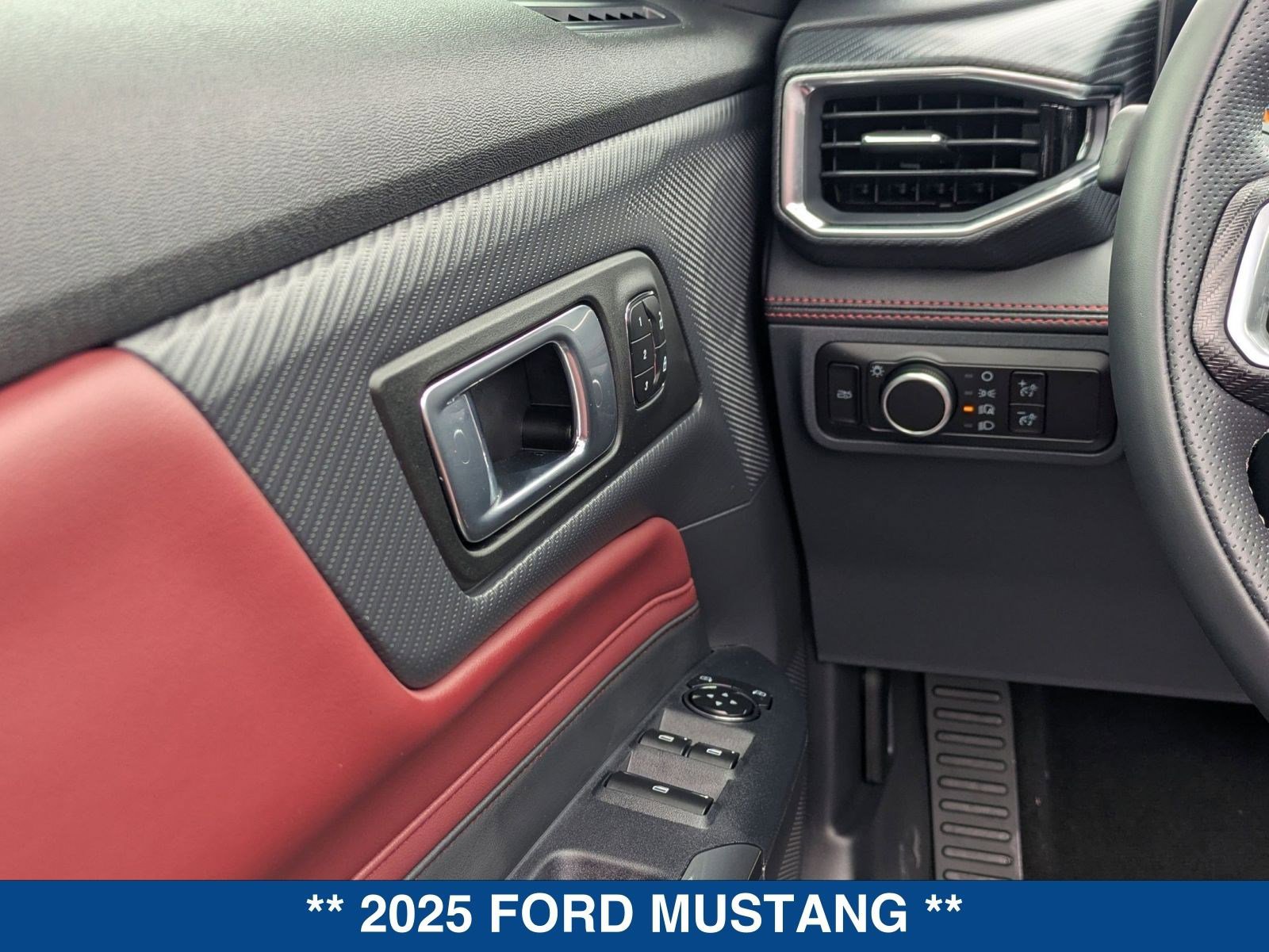 New 2025 Ford Mustang Premium image 21