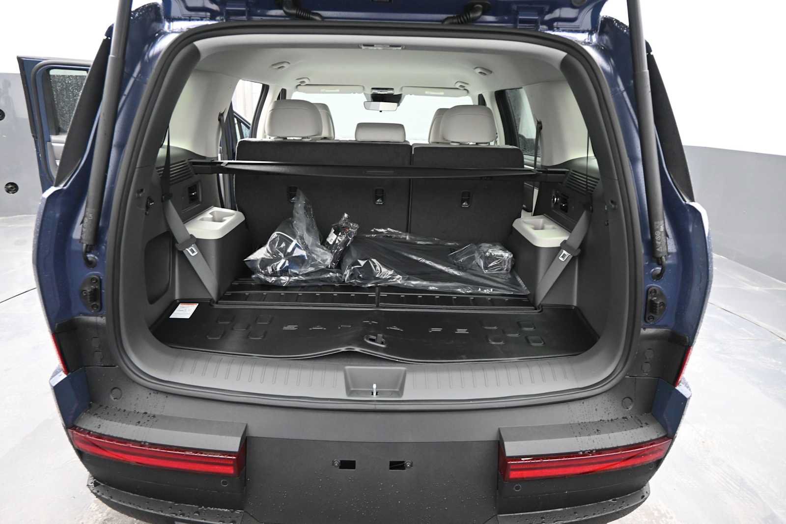 New 2027 Hyundai Santa Fe SEL AWD/4WD image 14