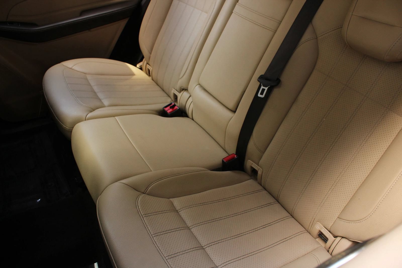 Used 2016 Mercedes-Benz GLE 350 w/ Premium Package image 18