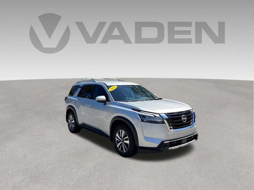 Certified 2023 Nissan Pathfinder SL AWD/4WD image 1