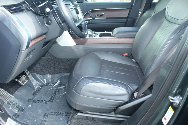 Used 2023 Land Rover Range Rover SE image 22