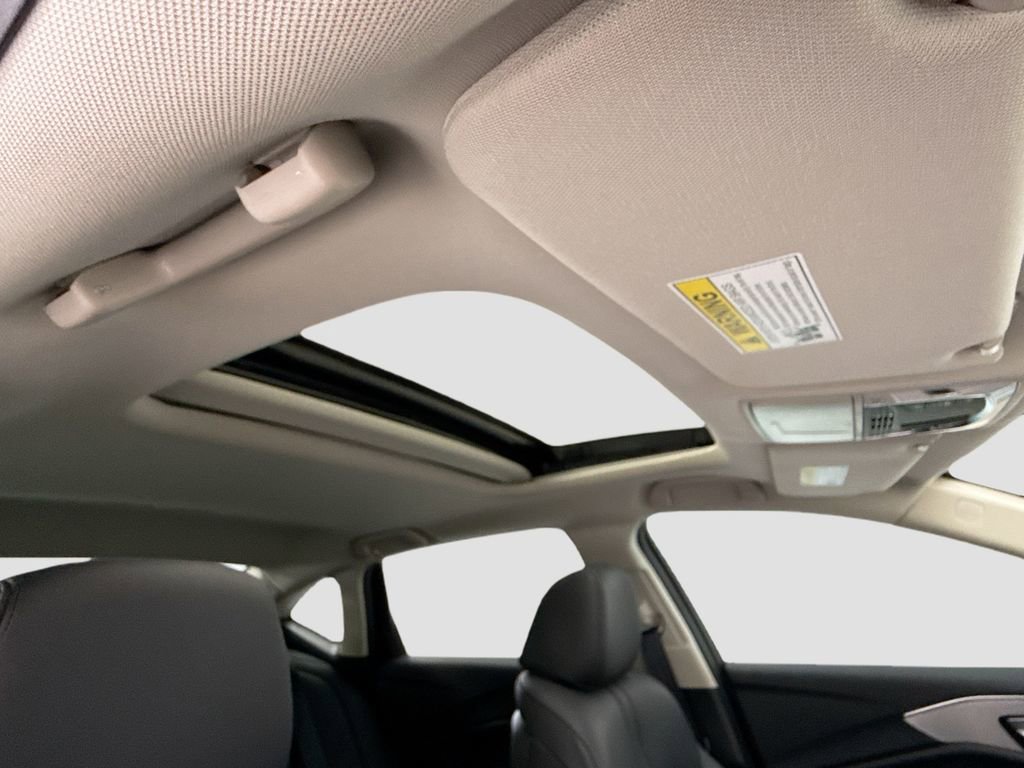 Used 2023 Acura TLX FWD image 16