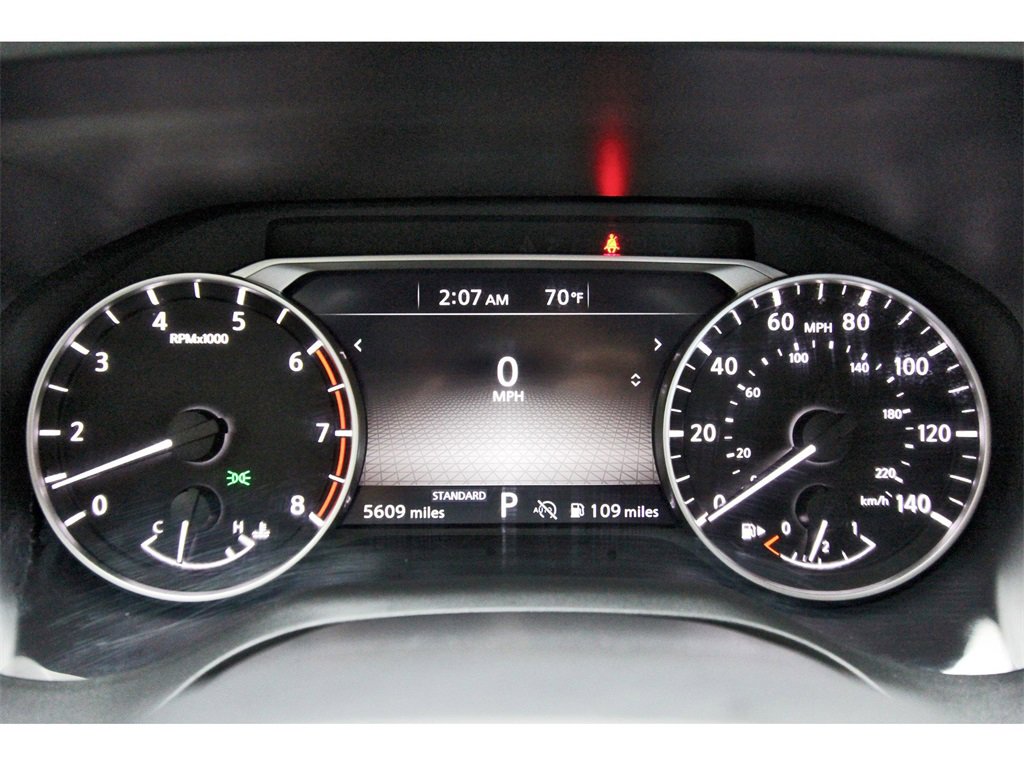 Used 2025 Nissan Rogue S image 12