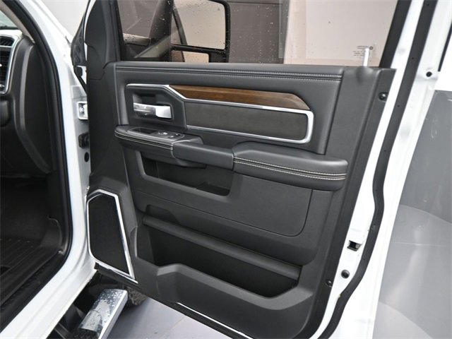 Used 2024 RAM 2500 Laramie image 34