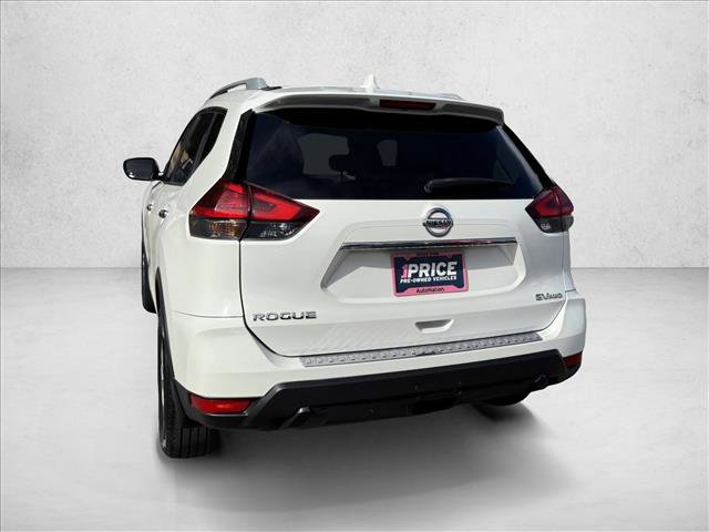 Used 2017 Nissan Rogue SV w/ SV Premium Package AWD/4WD image 5